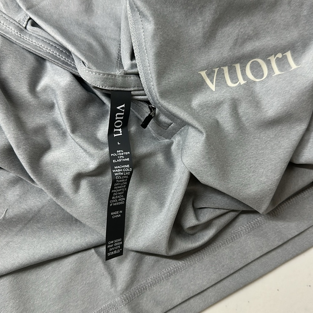 Vuori Men’s Uluwatu UPF Hoodie, NWT, Platinum Heather, V1075 - Picture 10 of 16